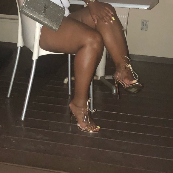 Sandals - Picture 6 of 6